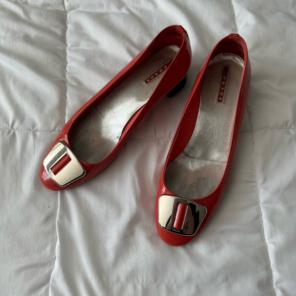 Prada Salmon Patent Leather Kitten Block Heel - Picture 3 of 9